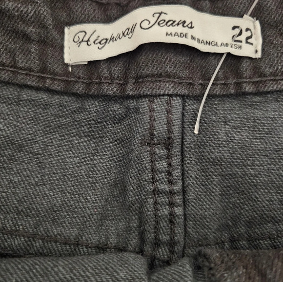 Highway Jeans Black Denim Plus Sized Skort Size 22 NWT - Picture 6 of 9